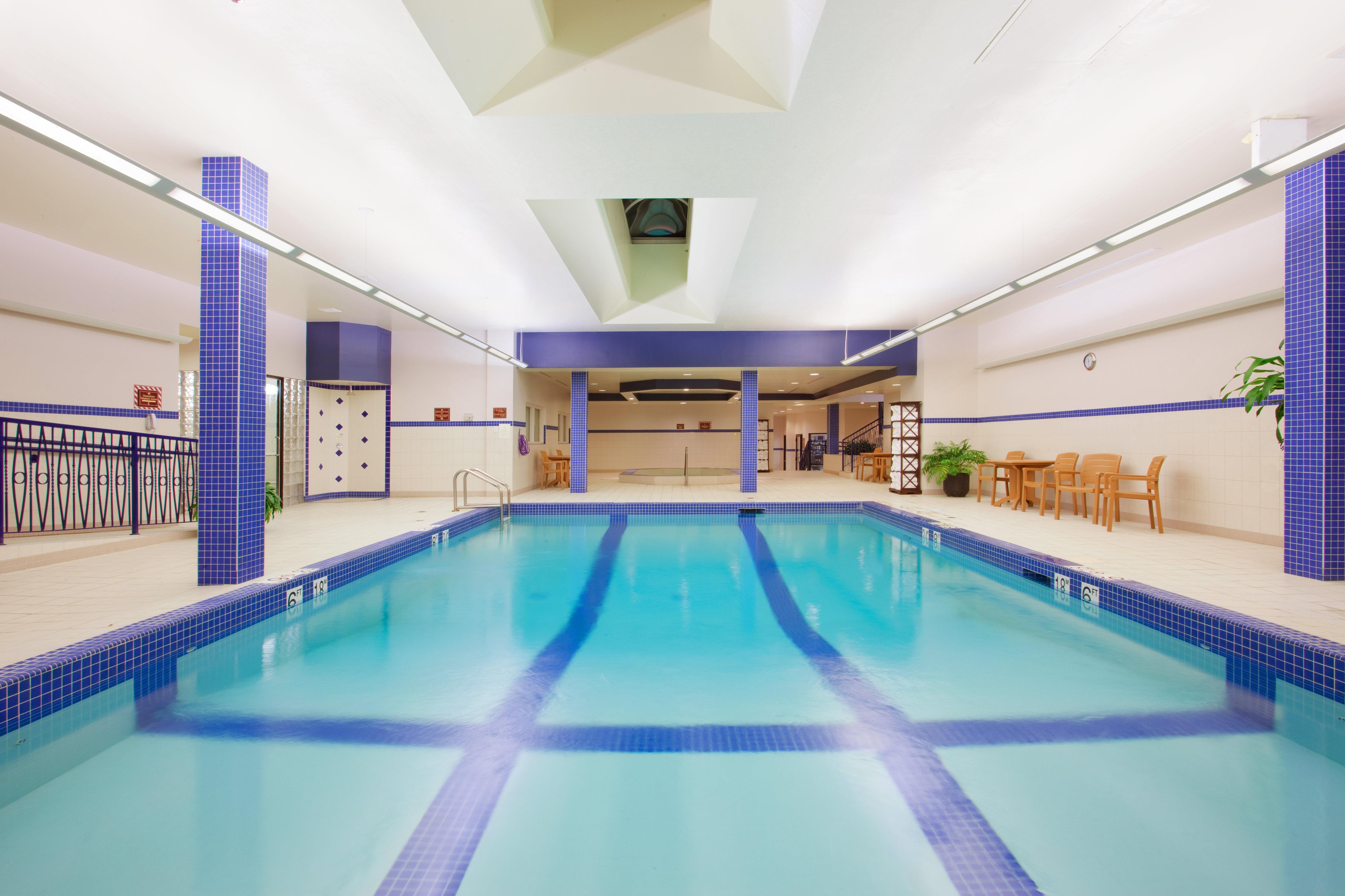 Crowne Plaza Fredericton Lord Beaverbrook By Ihg Bagian luar foto
