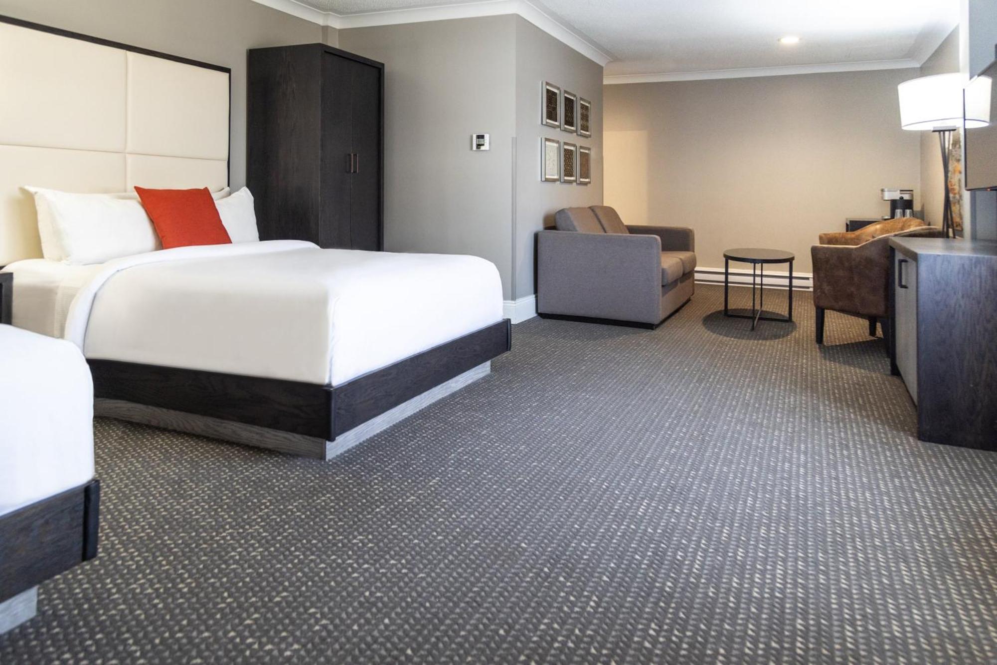 Crowne Plaza Fredericton Lord Beaverbrook By Ihg Bagian luar foto