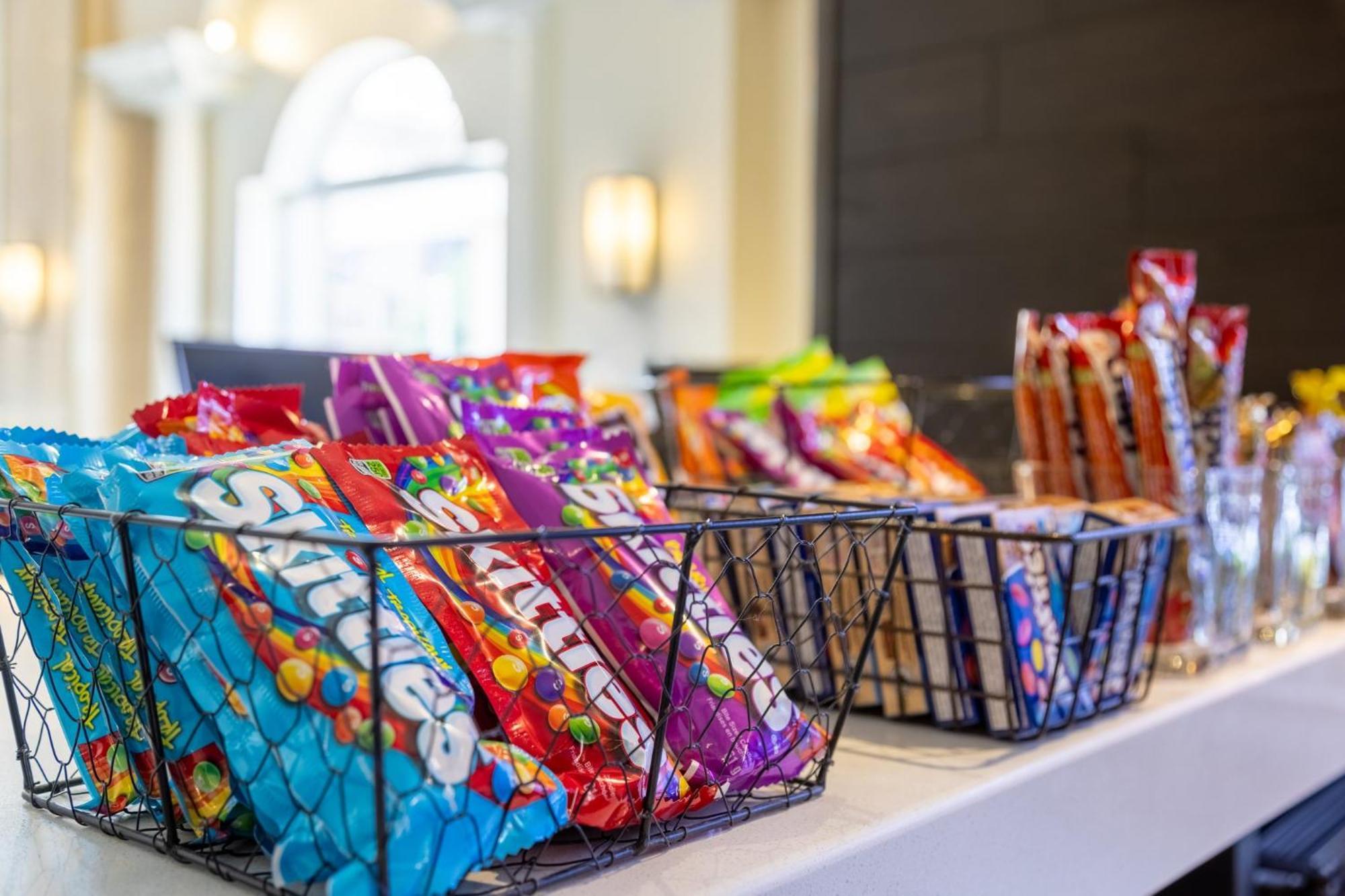 Crowne Plaza Fredericton Lord Beaverbrook By Ihg Bagian luar foto